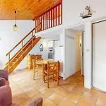 1 Bedroom Beautiful In Casa vacanze Vaux-sur-Mer